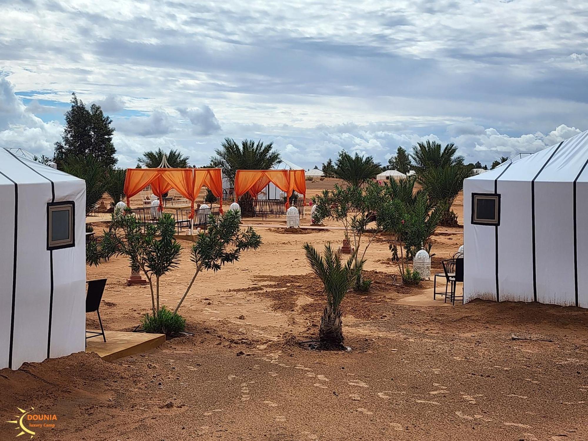 Fox Luxury Desert Camp Merzouga Esterno foto